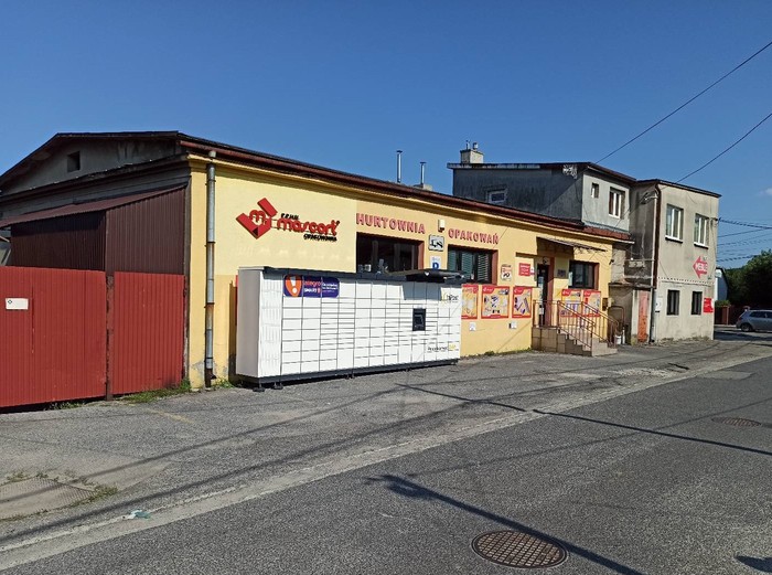 Paczkomat BRE05M PRZY ULICY OSIEDLOWEJ