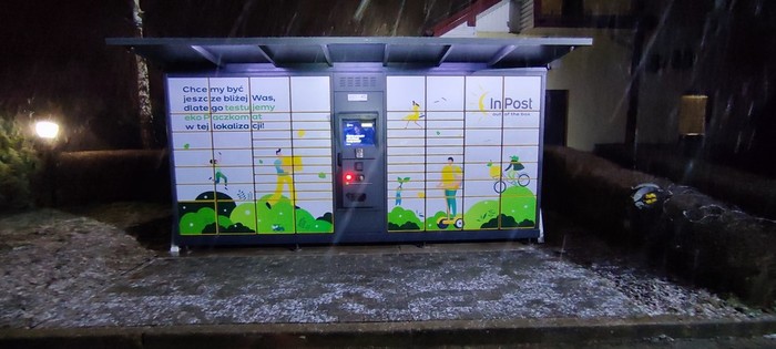 Parcel Locker BREN01G Przy wjeździe