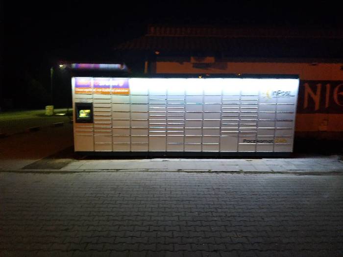 Paczkomat BRG01M Przy parkingu