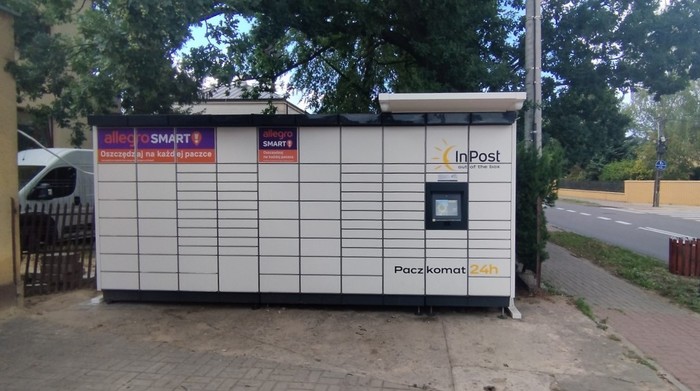 Paczkomat BRW08M Przy sklepie spożywczym Jaworek