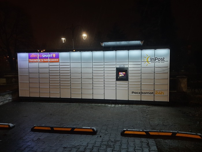 Parcel Locker BRZ11M Przy sklepie Berlinek