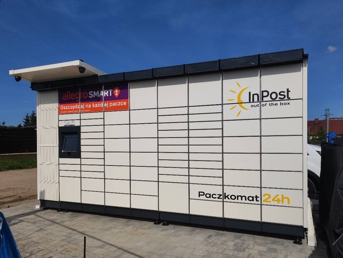 Paczkomat BSW07M przy posesji prywatnej