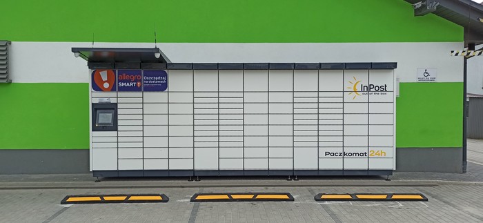 Paczkomat BTO02M Przy sklepie