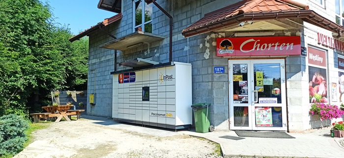 Paczkomat BUY01M Przy sklepie spożywczym