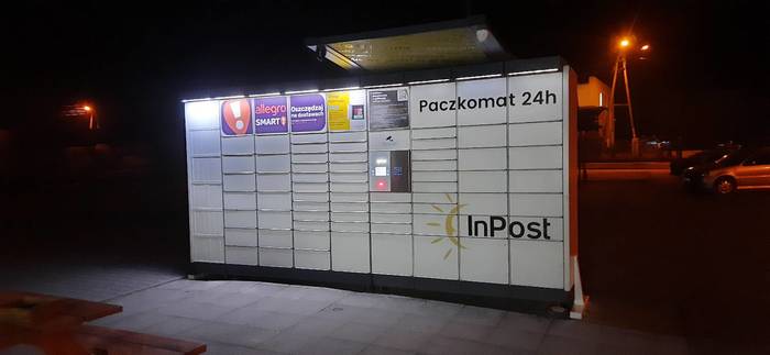 Paczkomat BWK01N Przy sklepie Lewiatan
