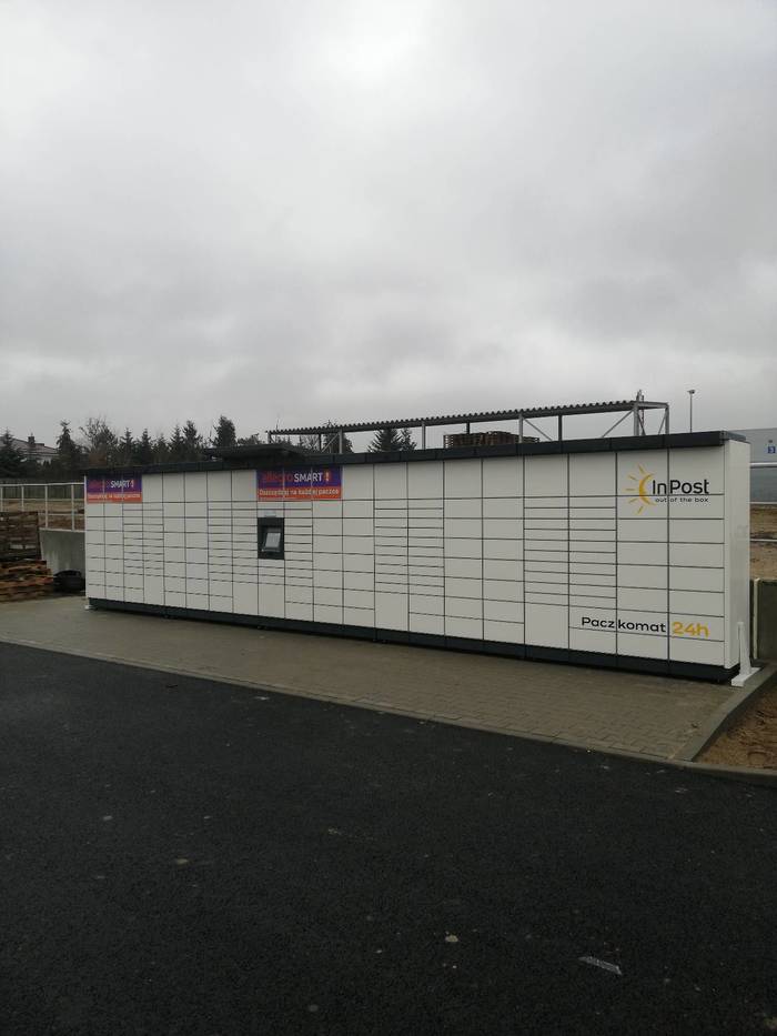 Paczkomat BWO03M Przy sklepie Lidl