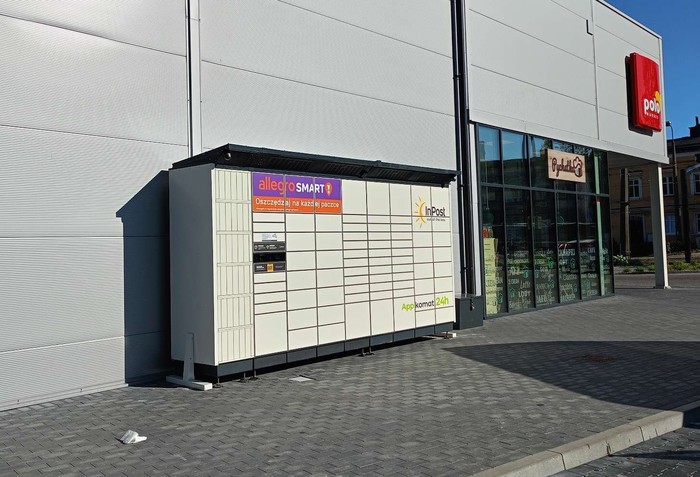 Parcel Locker BYD02BAPP Przy sklepie POLOmarket