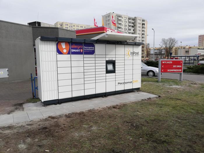 Paczkomat BYD09M na stacji Circle K