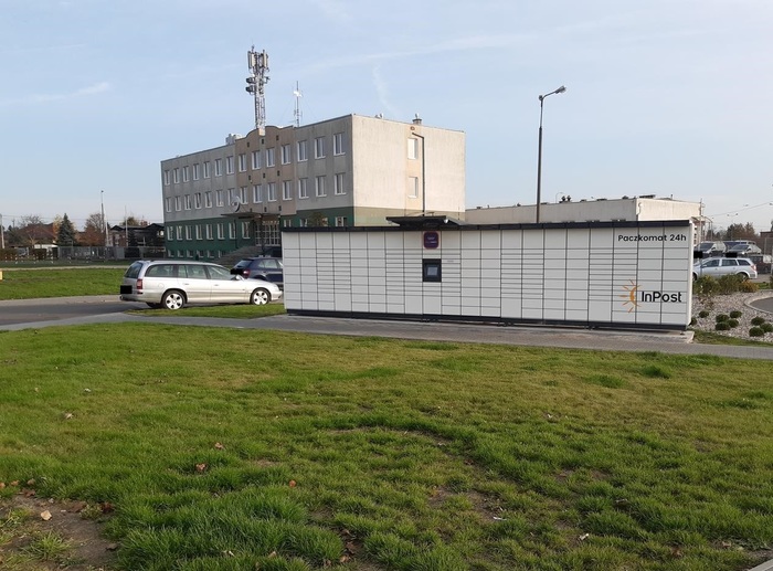Parcel Locker BYD10M Przy ulicy Inowrocławskiej, przy sklepie Lidl