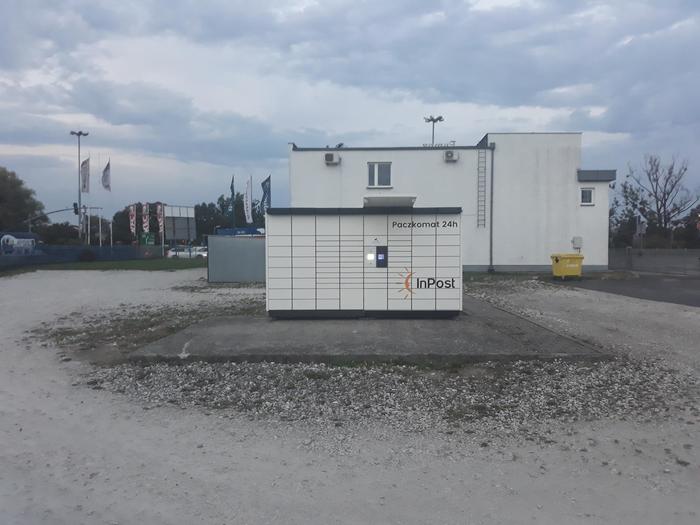 Paczkomat BYD16N Przy siedzibie Aspo