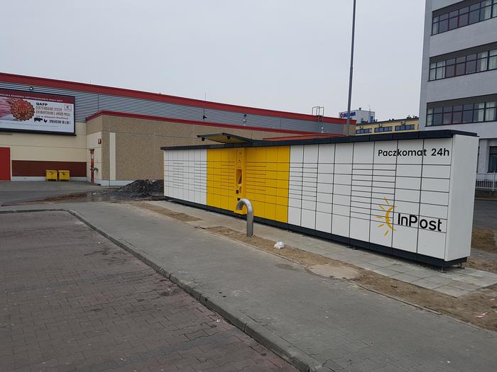 Paczkomat BYD18A Przy markecie Kaufland