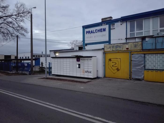 Parcel Locker BYD26N Przy pralni chemicznej Pralchem