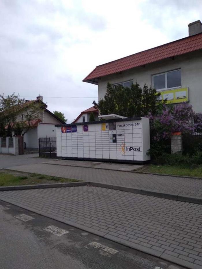 Paczkomat BYD39N Przy prywatnej posesji