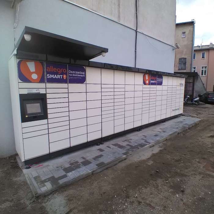 Parcel Locker BYD64M Na posesji prywatnej
