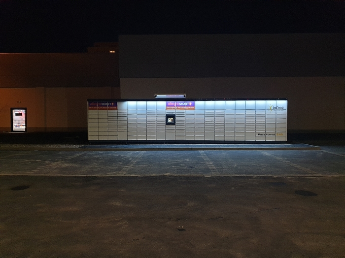 Parcel Locker BYD81M Przy sklepie Lidl