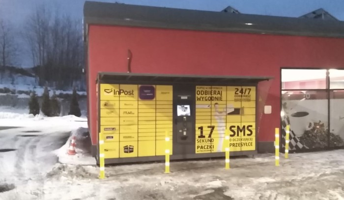 Parcel Locker BYT01G Na stacji paliw Shell