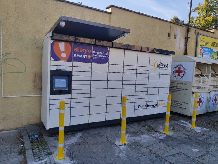 Paczkomat BYT12M Parking Społem