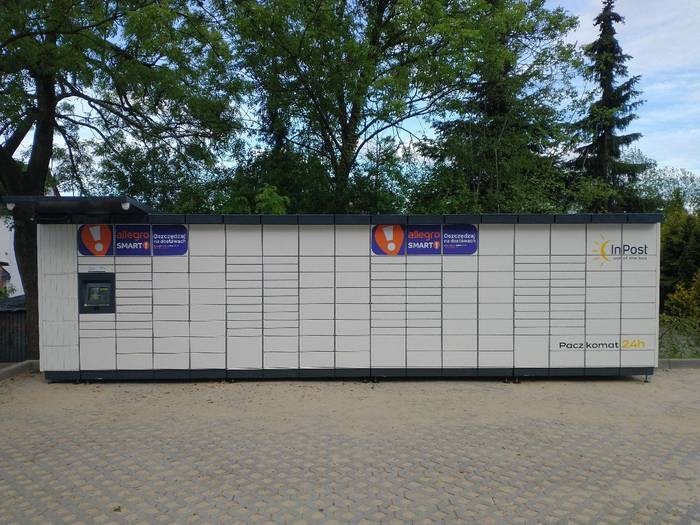 Paczkomat BYT18M Centrum Handlowe Felińskiego 1H