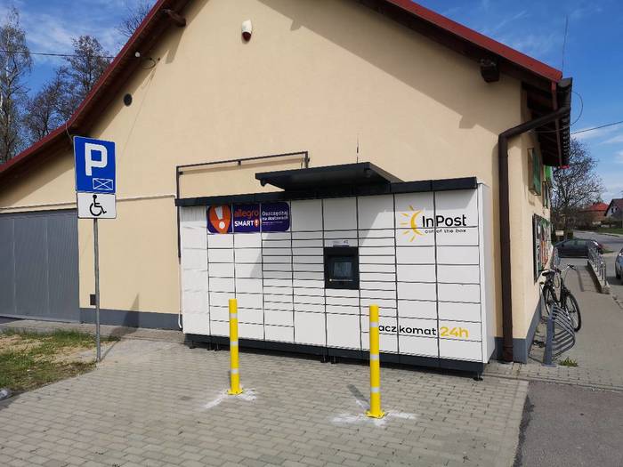 Paczkomat BZS01M Przy Delikatesach Centrum
