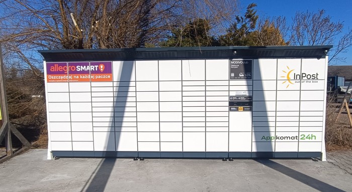 Paczkomat CCO02BAPP Przy firmie komputerowej RIVA