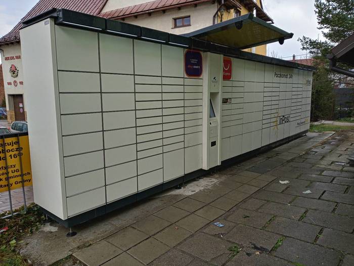 Paczkomat CDU01A Przy Urzędzie Gminy