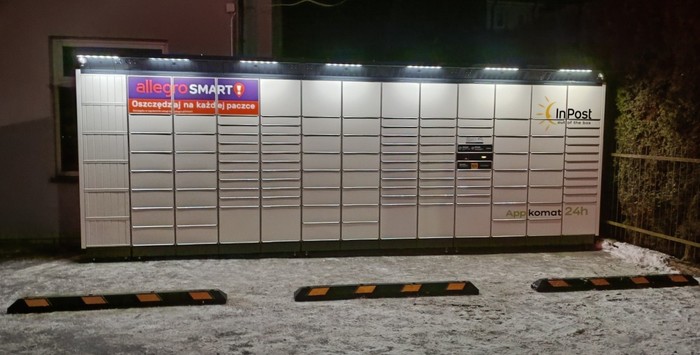 Paczkomat CEE01BAPP Przy stacji paliw