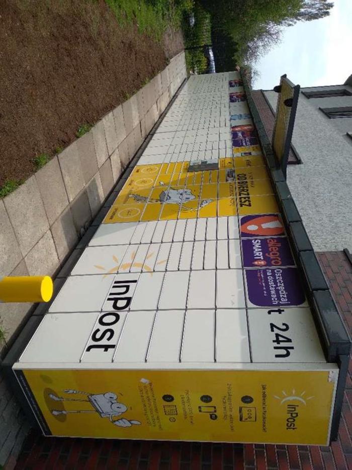 Parcel Locker CEI01N Przy sklepie Żabka