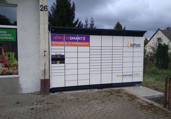 Paczkomat CHAS01BAPP Przy sklepie spożywczym