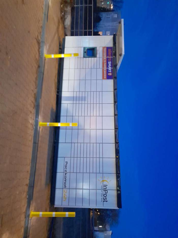 Paczkomat CHC11M Przy sklepie Netto