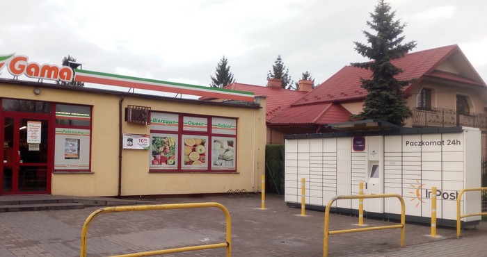 Paczkomat CHE04A Przy sklepie Gama