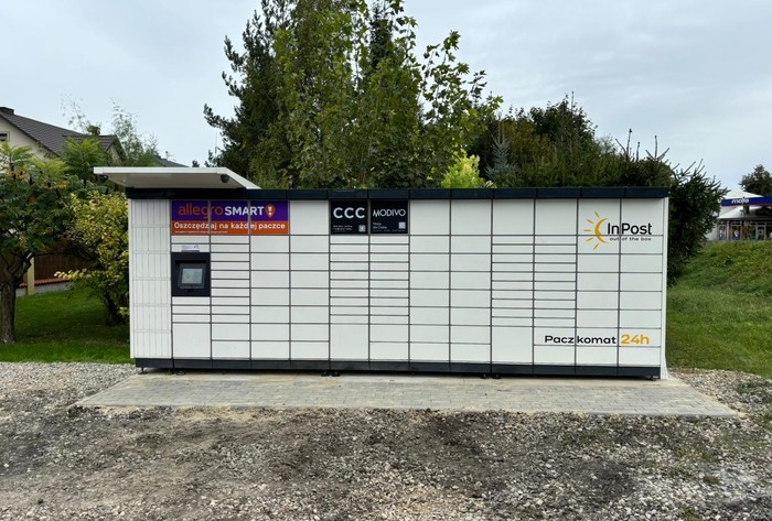 Parcel Locker CHE16M Przy mechaniku samochodowym