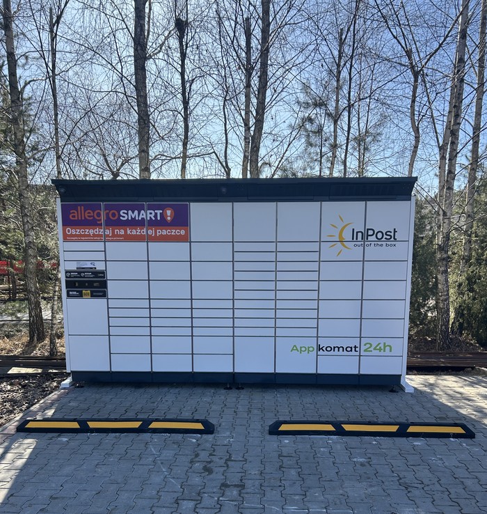 Paczkomat CHH02BAPP Parking przy Smażalni Ryb Jurajski Potok