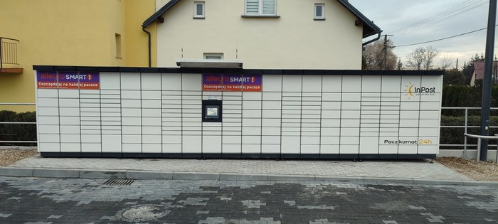 Paczkomat CHI01M przy sklepie Lidl