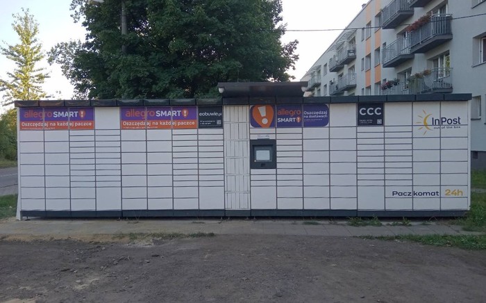 Paczkomat CHO10M Przy Sklepie na rogu