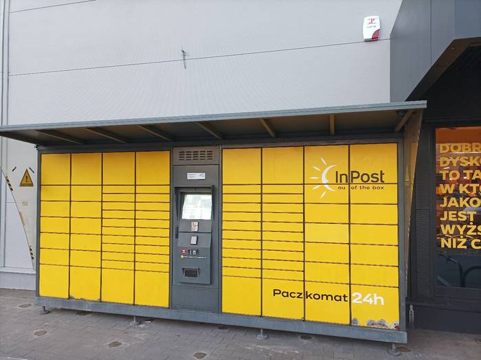 Paczkomat CHO822 Przy sklepie Netto