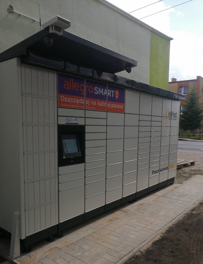 Paczkomat CHOR01M przy sklepie Livio