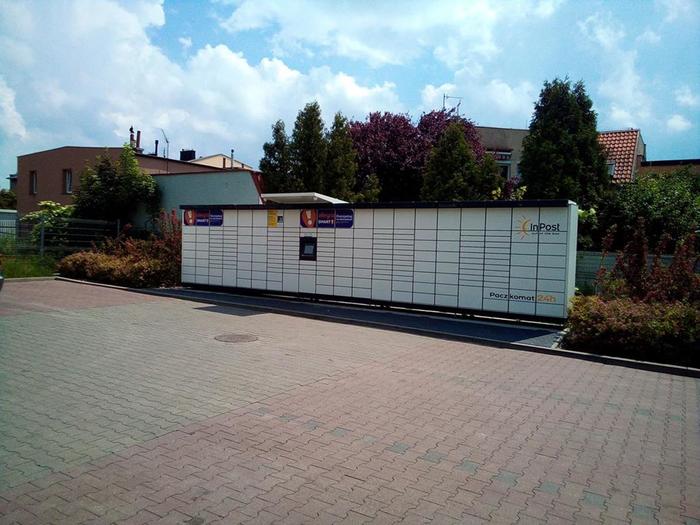 Paczkomat CHZ02M parking Lidl
