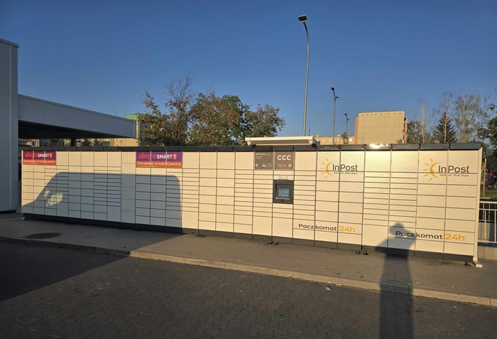 Paczkomat CIE14M Przy sklepie Aldi