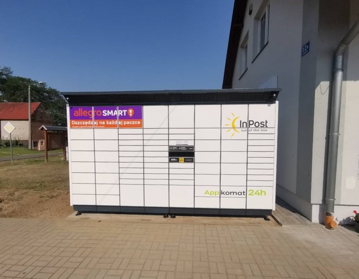 Paczkomat CIMN01BAPP Przy sklepie spożywczym