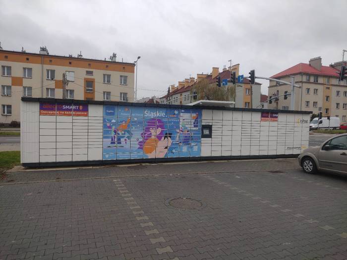 Paczkomat CLD02M Przy parkingu sklepu Lidl