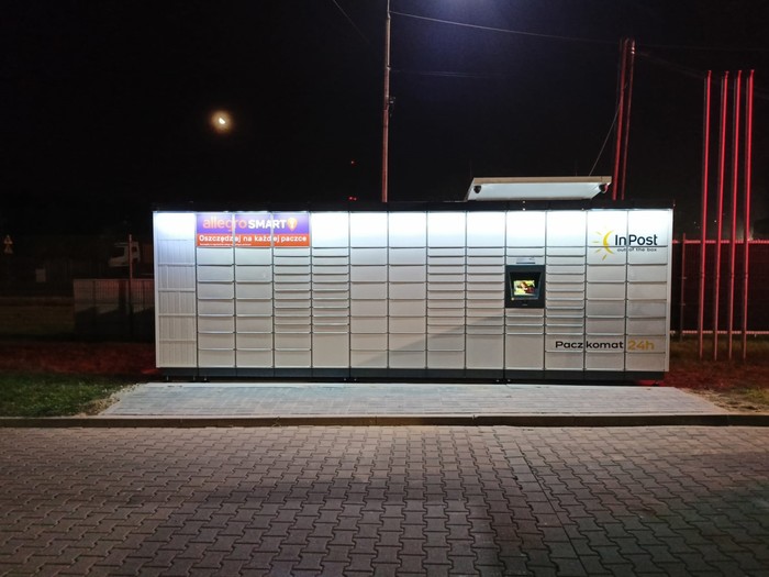 Paczkomat CLD05M Przy stacji paliw DELTAOILS-PLUS