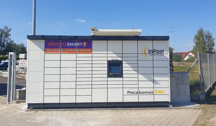 Paczkomat CNV02M Przed składem kostki brukowej