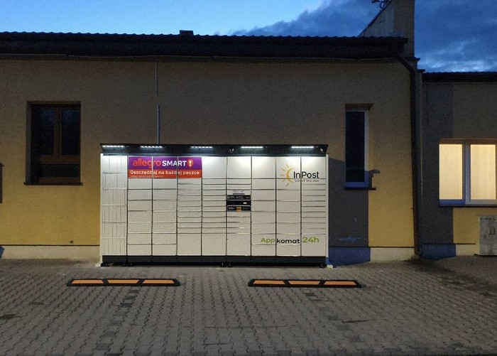 Paczkomat CNZ01BAPP Przy Ochotniczej Straży Pożarnej