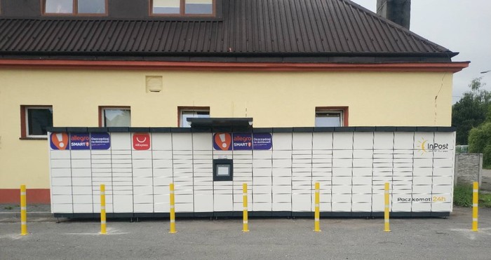Paczkomat CRC01M Parking przy piekarni GS Samopomoc Chłopska