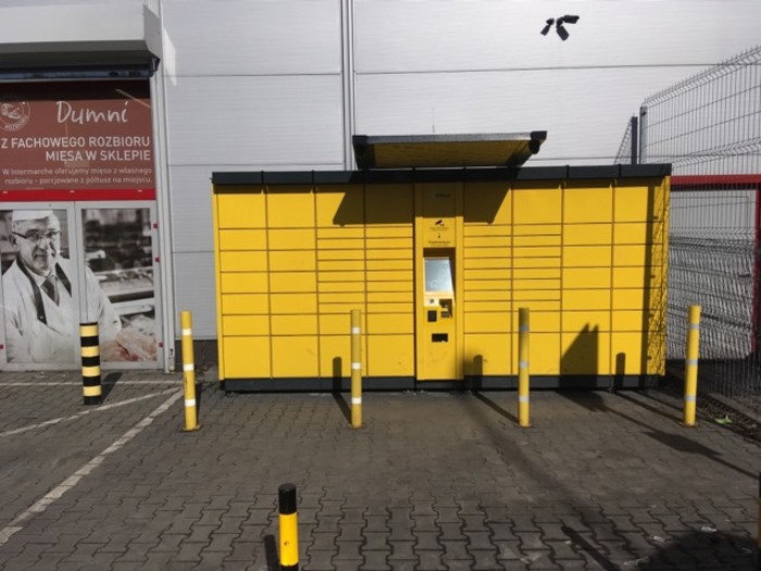 Paczkomat CSZ02A Przy supermarkecie Intermarche