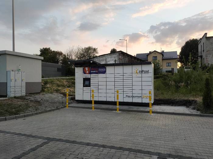 Parcel Locker CSZ04M parking sklepu Action