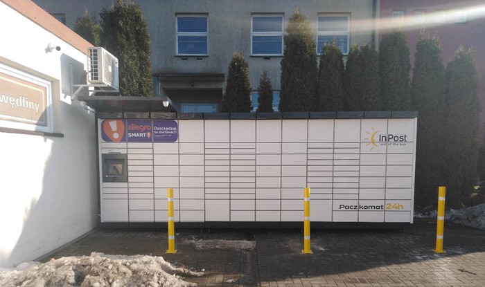 Paczkomat CTY01M Przy parkingu