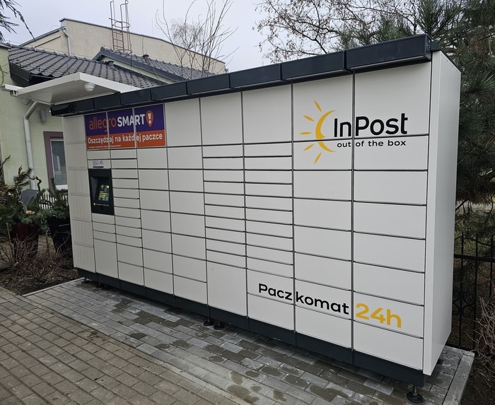Parcel Locker CWL02M przy Aptece Żuławskiej
