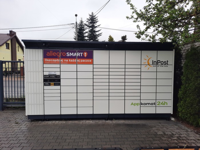 Paczkomat CXL01BAPP Parking Lewiatan