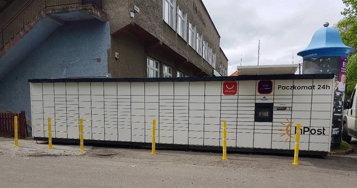 Paczkomat CZD01M Parking przy Domu Strażaka